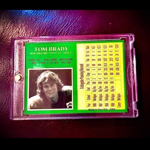 Tom Brady Rookie Card - Picture 3 of 3